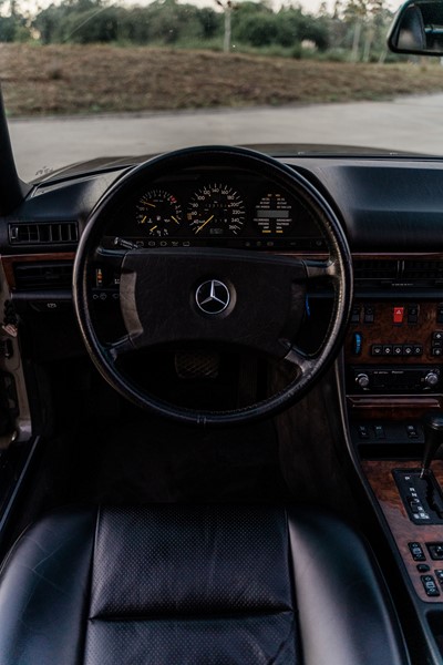 1988 Mercedes Benz 560SEC 300Hp